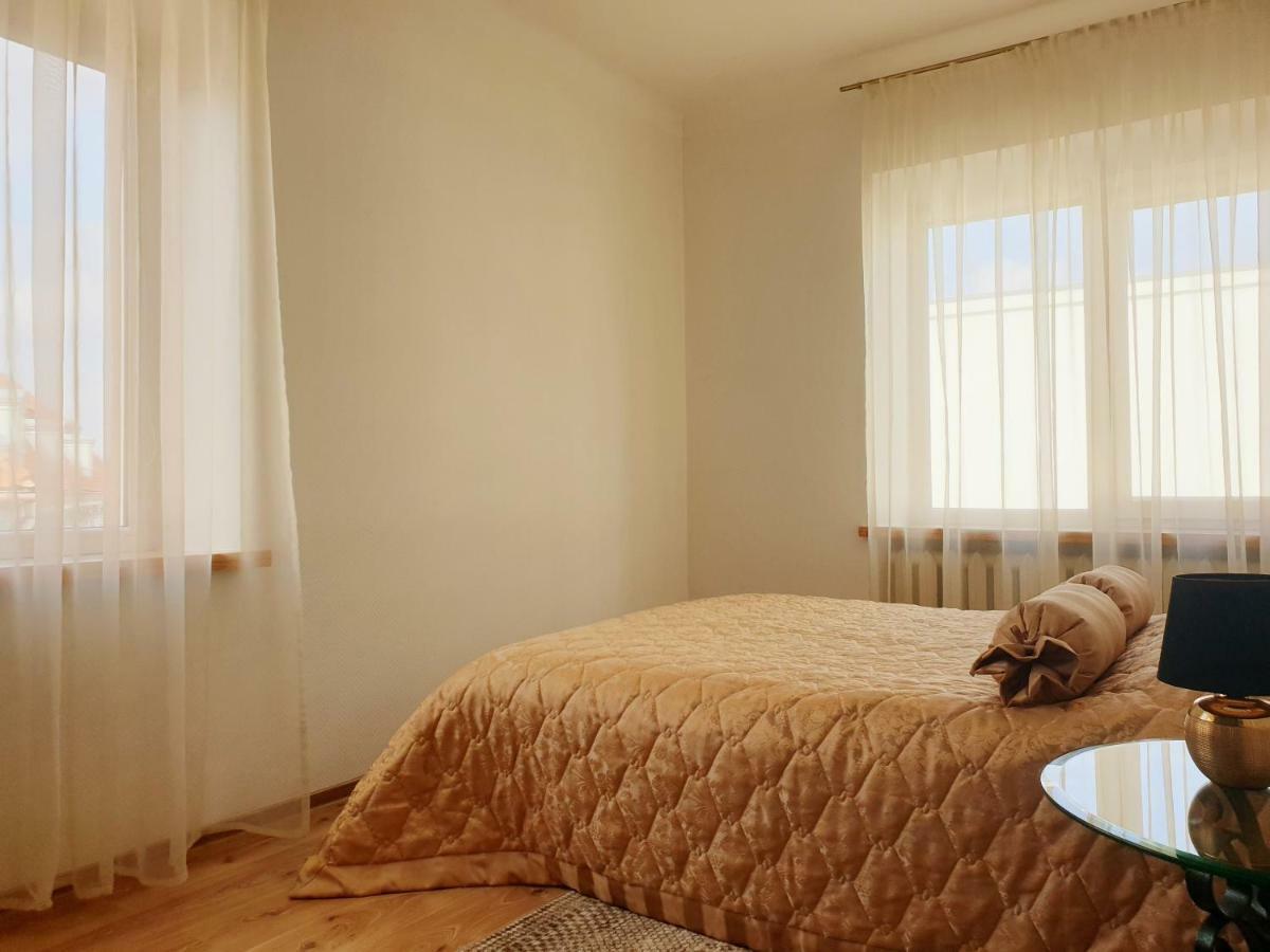 Cozy One Bedroom Apartment In Old Town Vilnius Luaran gambar