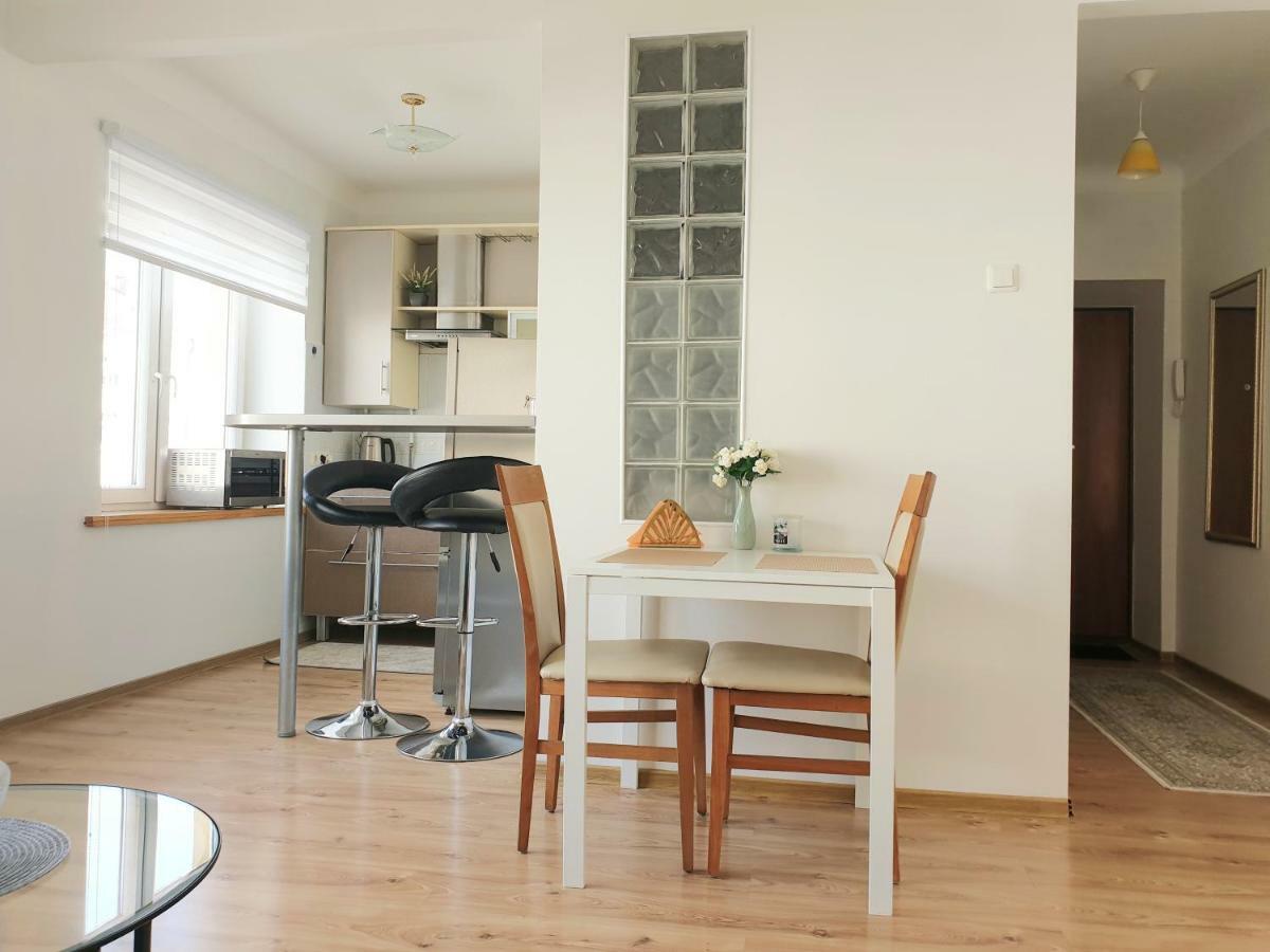 Cozy One Bedroom Apartment In Old Town Vilnius Luaran gambar